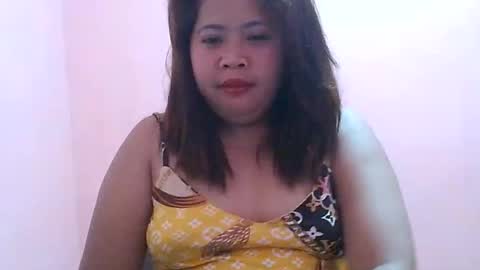 curious_girl247 online show from April 2026 06:35:01 PM