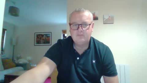 Snapshot of curiousax77 chatting on December 2024 10:19:02 AM curiousax77 online show from December 2024 10:19:02 AM