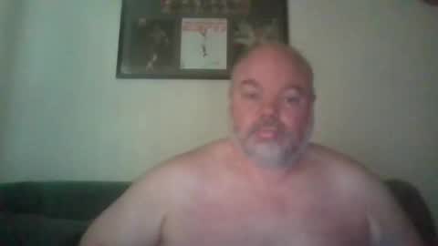 Snapshot of curiousbate1 chatting on June 2026 12:32:01 PM CuriousBate1 online show from June 2026 12:32:01 PM