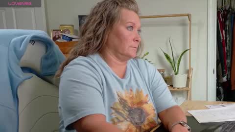 Snapshot of curiouscouple3143 chatting on February 2026 03:06:02 PM curious couple online show from February 2026 03:06:02 PM