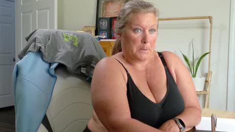 curious couple online show from April 2026 04:59:01 PM