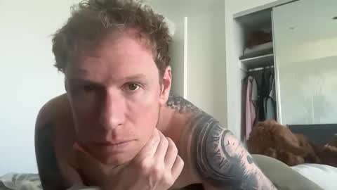 Snapshot of curiousmike6 chatting on April 2026 04:21:01 AM curiousmike6 online show from April 2026 04:21:01 AM