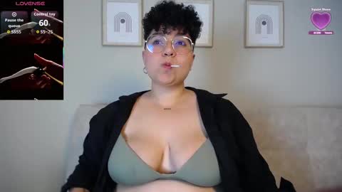 Bruna  online show from October 2025 03:34:02 AM