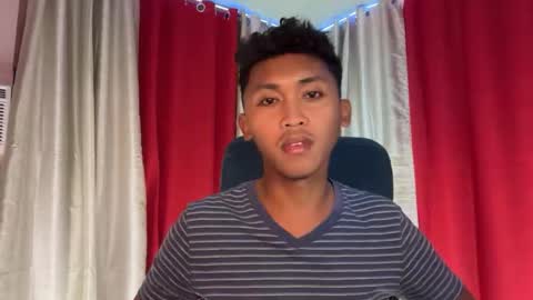 curly_iron online show from February 2026 11:20:01 AM