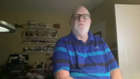 Snapshot of curo69 chatting on December 2024 08:14:02 PM ALAN online show from December 2024 08:14:02 PM