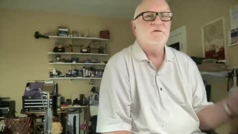 Snapshot of curo69 chatting on March 2025 06:52:01 PM ALAN online show from March 2025 06:52:01 PM