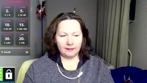 Snapshot of curvy_girlz chatting on October 2025 04:40:02 PM curvy_girlz online show from October 2025 04:40:02 PM