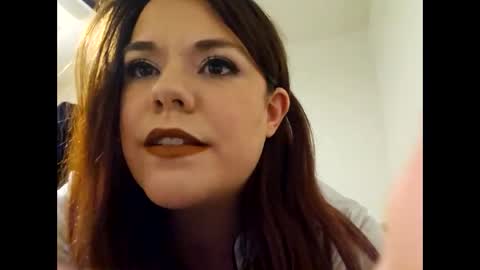 Snapshot of curvyandthic chatting on November 2025 07:20:02 AM Curvyandthic online show from November 2025 07:20:02 AM