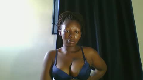 Snapshot of curvybootyj chatting on January 2025 06:20:02 AM CuteJJudy online show from January 2025 06:20:02 AM