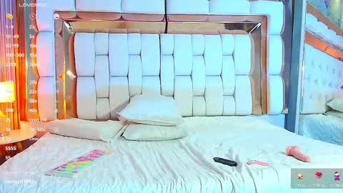 Snapshot of curvybuffgirl chatting on February 2025 05:53:02 AM Michel online show from February 2025 05:53:02 AM