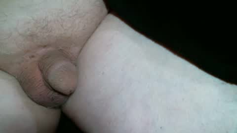 Snapshot of cutandwaxed2 chatting on September 2025 12:40:01 PM BI SMOOTH MATURE  SUB online show from September 2025 12:40:01 PM