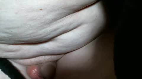 Snapshot of cutandwaxed2 chatting on October 2025 12:33:01 PM BI SMOOTH MATURE  SUB online show from October 2025 12:33:01 PM