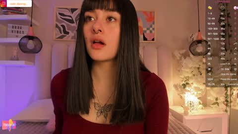 Amber  online show from December 2025 08:38:01 PM