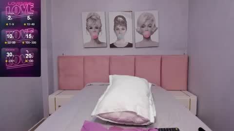   online show from December 2024 12:52:01 AM