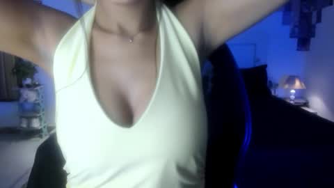 Alisha online show from April 2026 03:04:01 PM