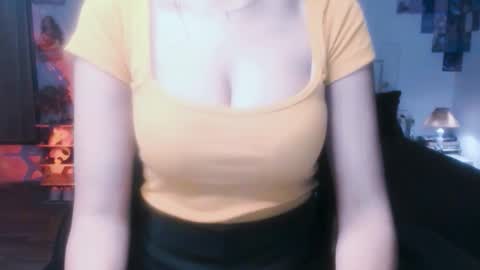 Alisha online show from May 2026 06:35:02 PM