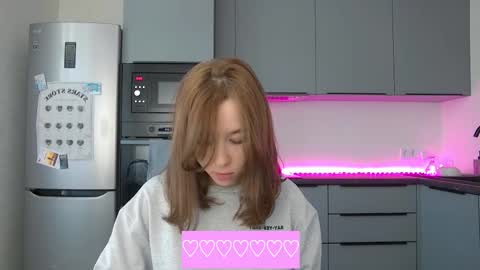 Amanda online show from October 2025 09:10:01 AM