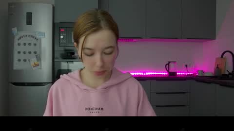 Amanda online show from December 2025 12:14:02 PM