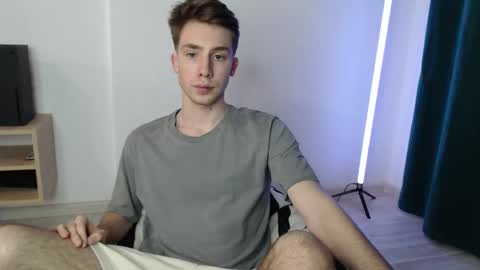 Im Brian online show from December 2025 03:28:02 PM