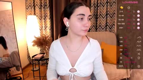 Hanna online show from February 2025 01:51:02 PM