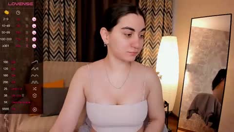 Hanna online show from March 2025 02:01:02 AM