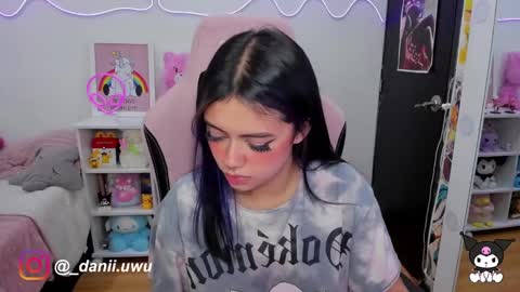 Snapshot of cute_dani__ chatting on March 2025 11:33:01 AM Dani  online show from March 2025 11:33:01 AM
