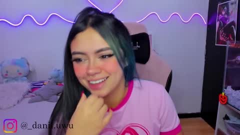 Snapshot of cute_dani__ chatting on October 2025 10:44:01 AM Dani  online show from October 2025 10:44:01 AM