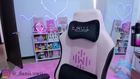 Dani  online show from February 2026 02:21:01 PM