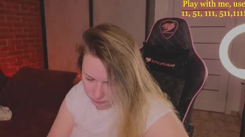 Everyday stream in the same time online show from February 2025 02:03:02 AM