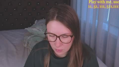 Everyday stream in the same time online show from April 2026 01:33:01 AM