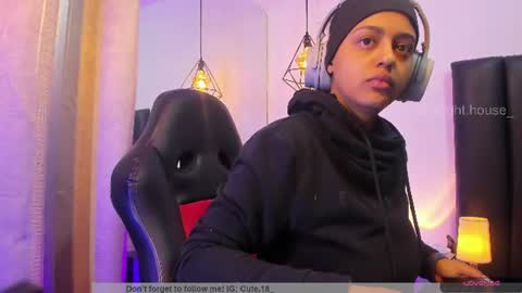    Independent Model online show from June 2026 01:01:01 PM