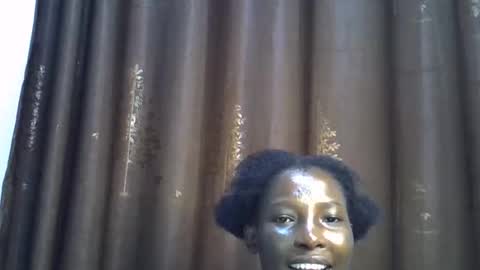 cute_emmy1 online show from October 2025 07:58:02 PM
