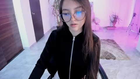 Bella Fox online show from July 2026 01:47:02 PM