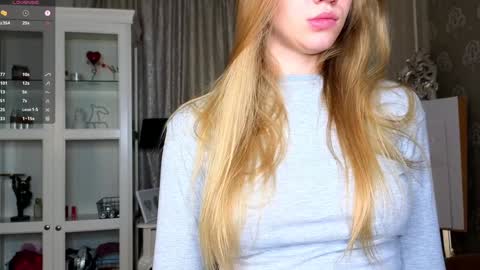 Snapshot of cute_fox_girl chatting on November 2025 07:41:01 AM Anne online show from November 2025 07:41:01 AM