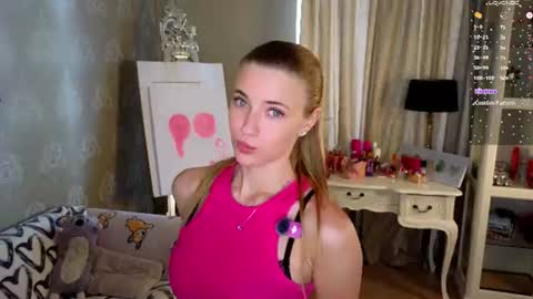 Snapshot of cute_fox_girl chatting on June 2026 08:24:02 AM Anne online show from June 2026 08:24:02 AM