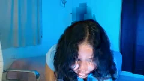 cute_hippo8 online show from June 2026 11:18:02 PM