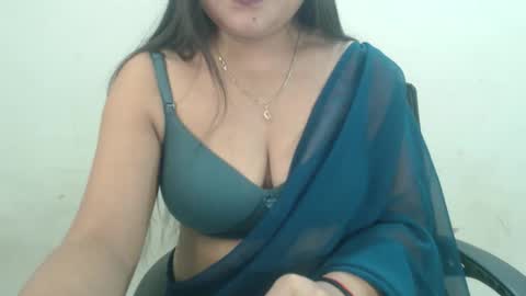 Snapshot of cute_kavya chatting on October 2025 08:16:02 AM cute_kavya online show from October 2025 08:16:02 AM