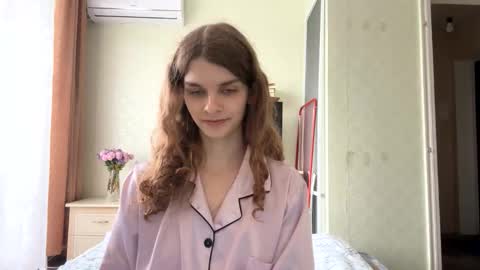 cute_kitte online show from October 2025 11:09:01 AM