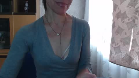 cute_lion_ online show from February 2025 08:26:02 AM