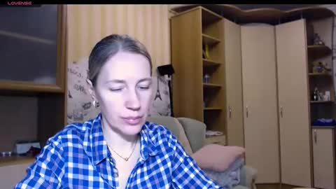 cute_lion_ online show from February 2026 07:54:01 PM