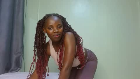 cute_lorna online show from April 2026 10:10:01 AM