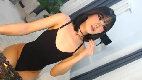 Snapshot of cute_maloi chatting on July 2026 05:17:02 PM Jane online show from July 2026 05:17:02 PM