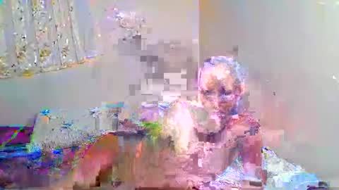 Snapshot of cute_messy chatting on April 2026 06:20:01 PM cute messy online show from April 2026 06:20:01 PM