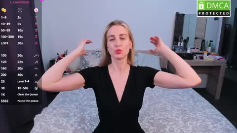 Milana online show from April 2026 11:59:02 AM