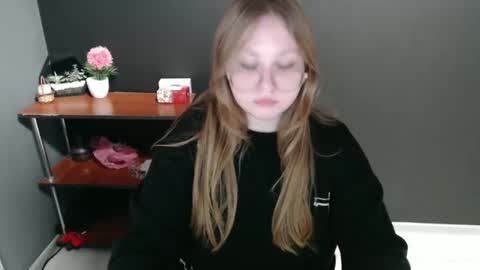 Veronica online show from December 2024 07:50:01 AM