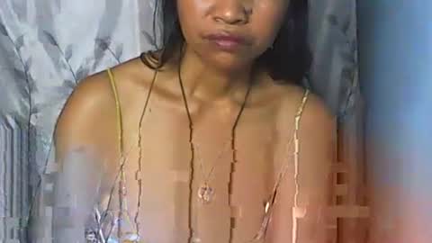 Snapshot of cute_moll chatting on September 2025 01:27:01 PM murielle online show from September 2025 01:27:01 PM