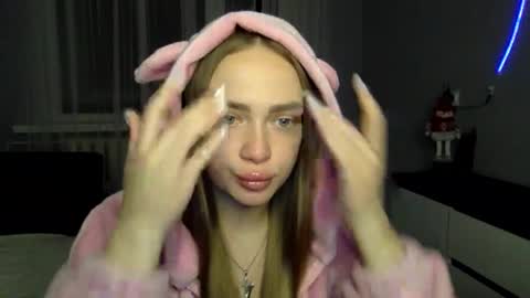 cute_shy06 online show from January 2026 07:05:02 PM