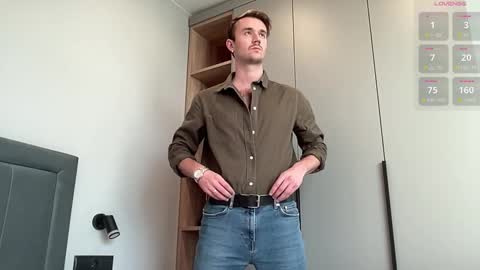 cute_skywalker online show from September 2025 03:14:01 PM