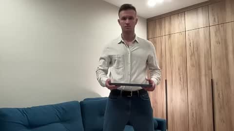 cute_skywalker online show from April 2026 07:58:01 PM