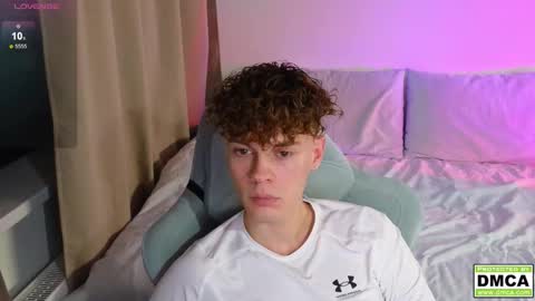 Thomas -  online show from October 2025 07:35:02 PM